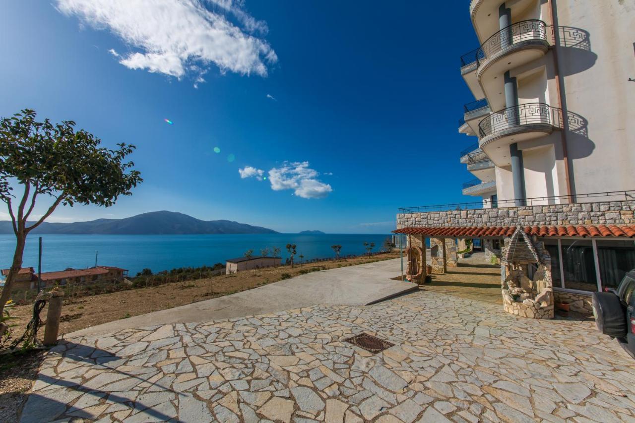 Hotel Artisti Vlorë Exterior foto