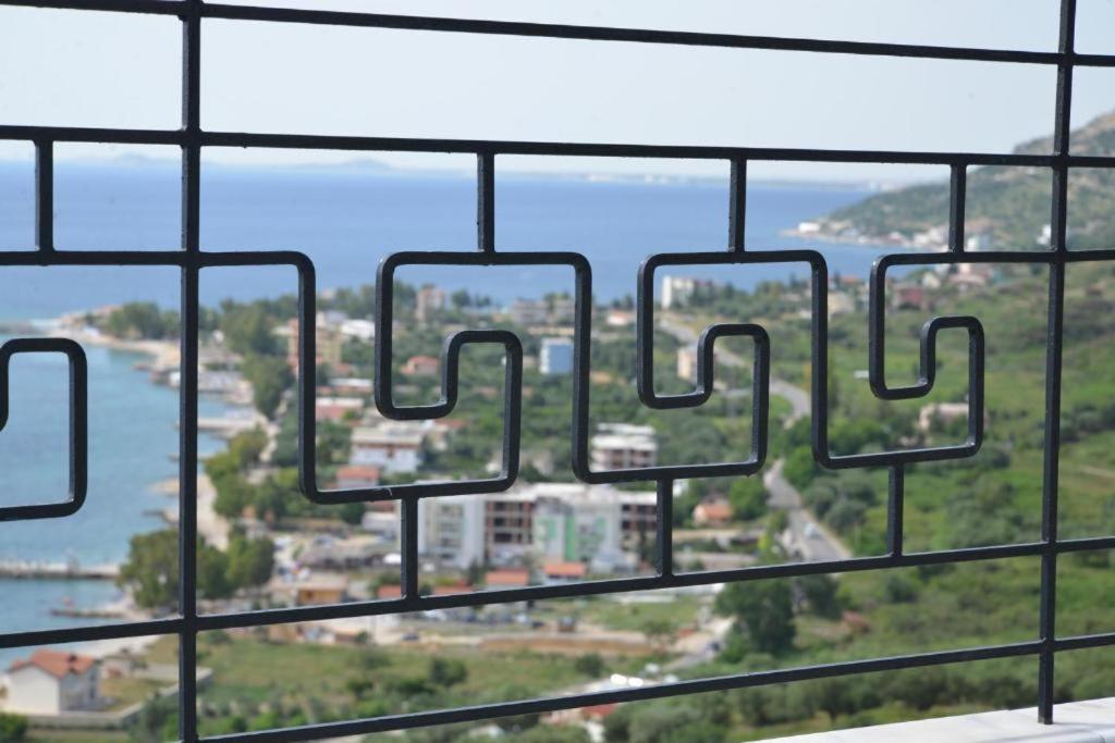 Hotel Artisti Vlorë Exterior foto