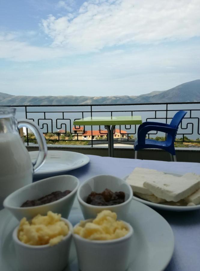 Hotel Artisti Vlorë Exterior foto